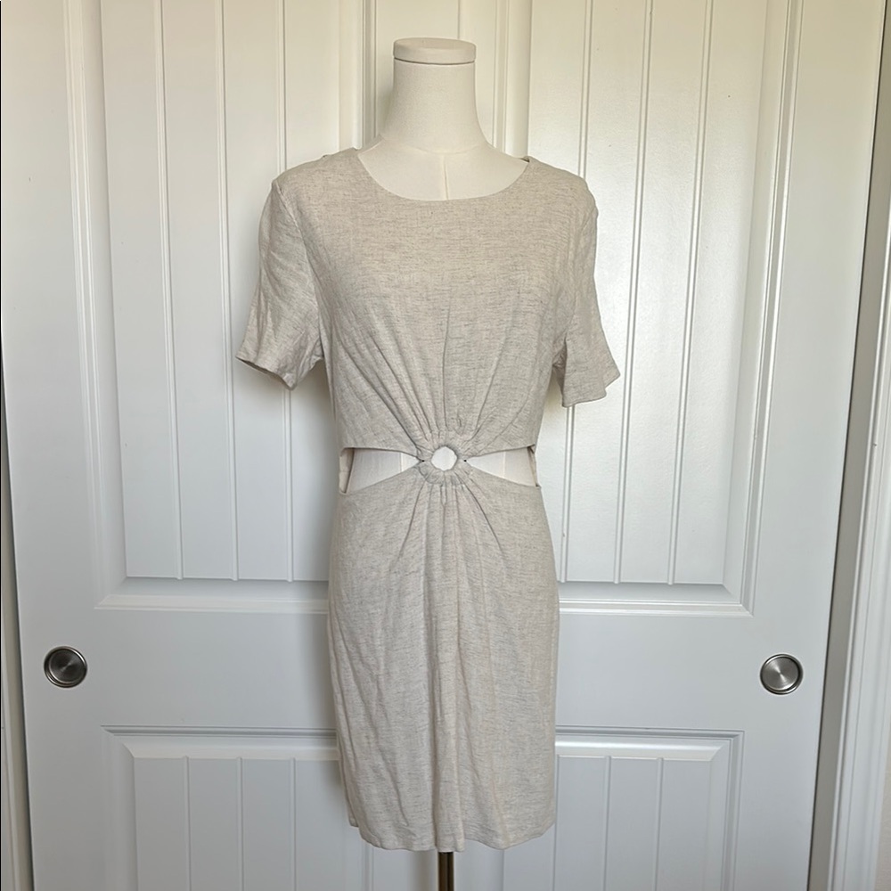 Cream Short Sleeve Dress